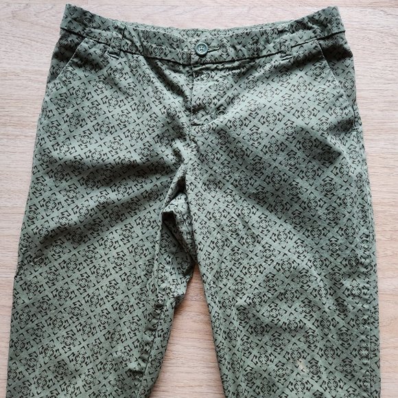 Patagonia Stretch All Wear Capris Pant Green Geo-Print Organic Cotton Blend - Picture 3 of 10